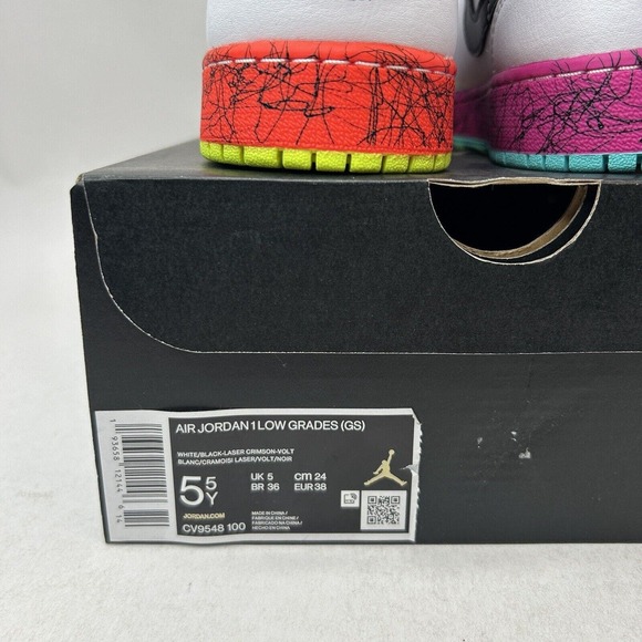 Nike Shoes Air Jordan 1 Retro Low GS Grades “White Volt Crimson” 2024 - Picture 5 of 5